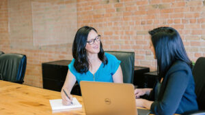 Invest Wisely: A Guide to Selecting Your Financial Advisor