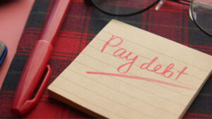 Paying Off Debt vs Investing: Which Should You Do First?