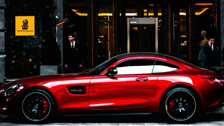 How the Ultra Rich Use Debt to Live Tax Free