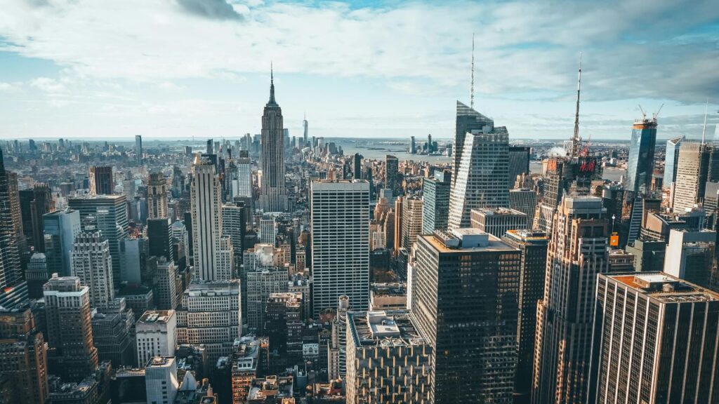 New York City skyline representing US economy and Trump tariffs impact on UK personal finances in 2026
