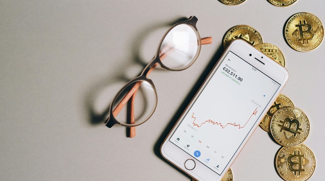 start investing UK using a stocks and shares ISA