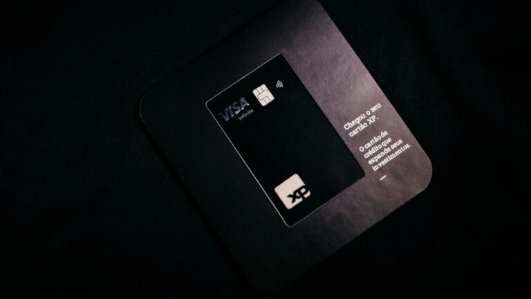 Digital Banks UK: Monzo vs Starling vs Chase vs Revolut (2026)